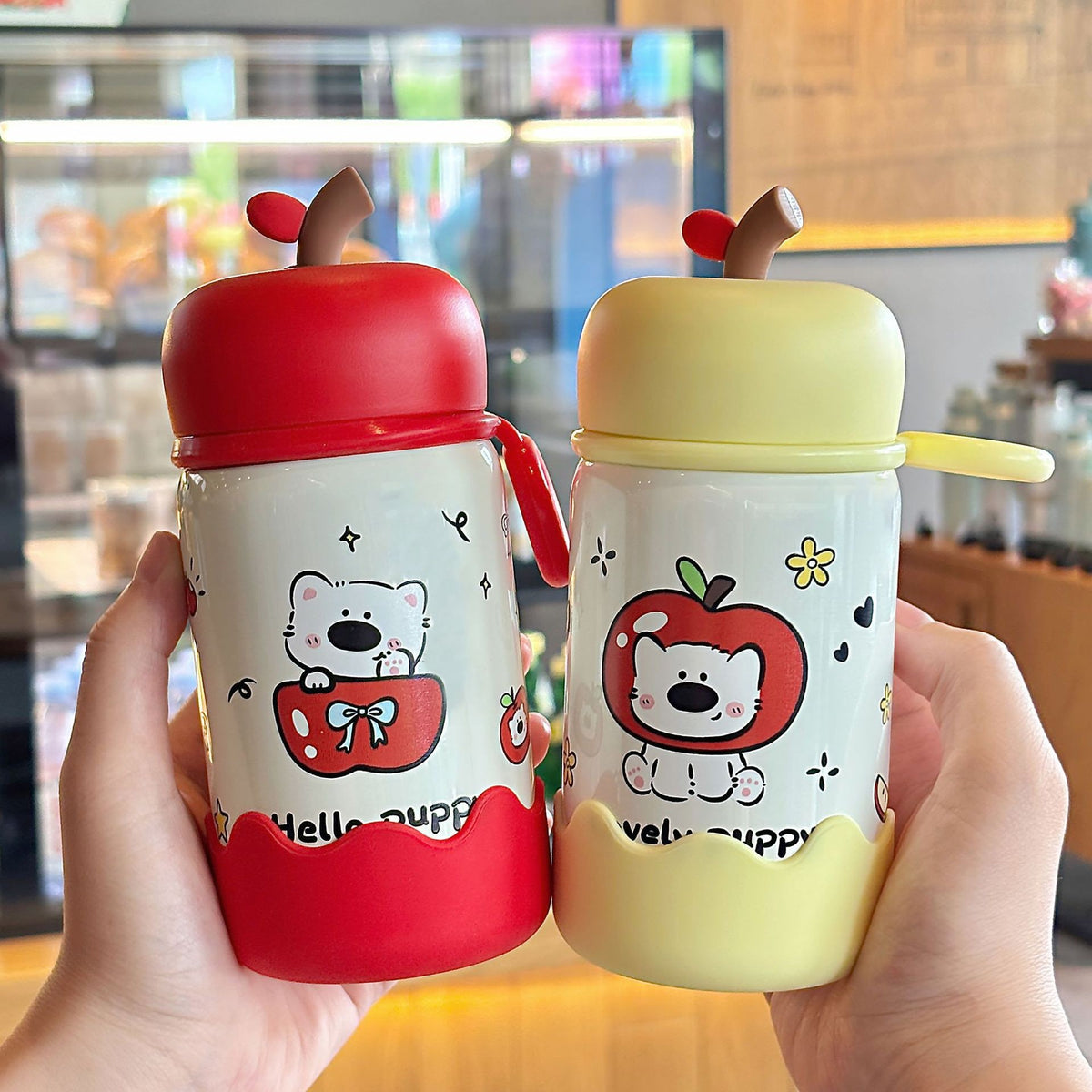 Trelvani Apple-Shaped Mini Insulated Bottle for Kids - Red